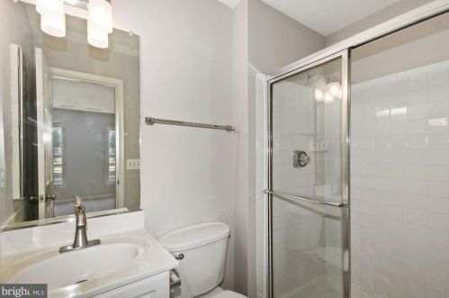 6149 Cobbs Rd, Alexandria VA 22310-1647 exterior