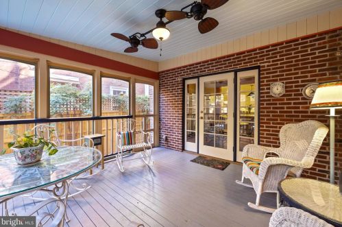 1016 Clinton St, Philadelphia PA 19107-6017 exterior