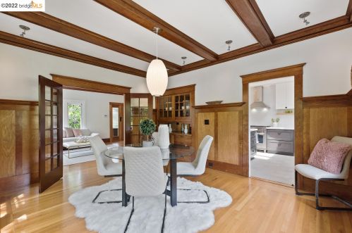 2747 Fulton St, Berkeley CA 94705-1031 exterior