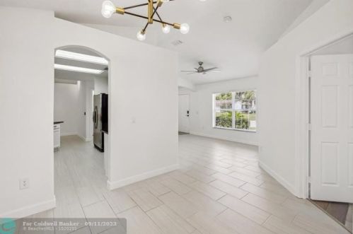 1392 Sudder Ave, Fort Pierce FL  34953-1474 exterior