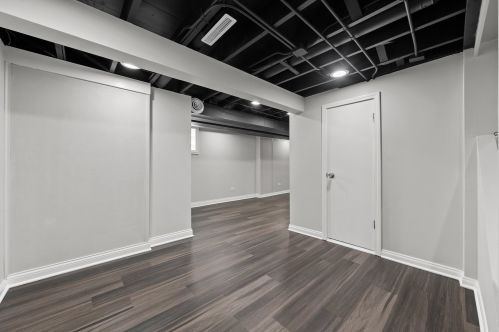 9623 Parnell Ave, Chicago IL 60628-7453 exterior