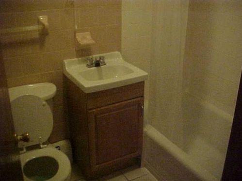 124 Ledge St, Providence RI 02904-1532 exterior