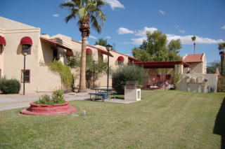 2515 52nd St, Phoenix AZ  85008-2648 exterior