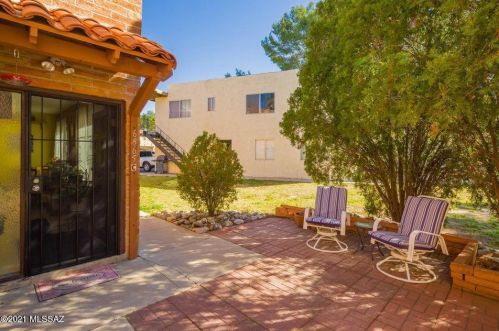 6565 Calle La Paz, Tucson, AZ 85715-4071