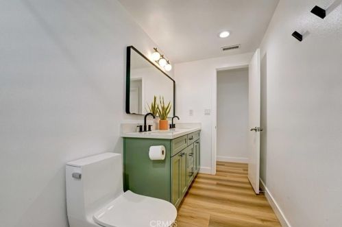 1302 Andrews St, Tustin CA  92780-4510 exterior