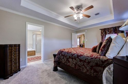 108 Golfview, Montgomery TX 77356-8853 exterior