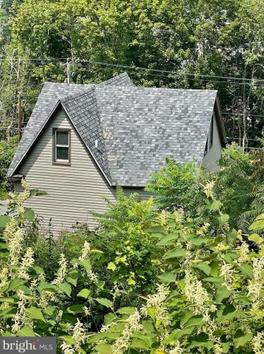 343 Nichols St, Primrose PA  17901-1213 exterior