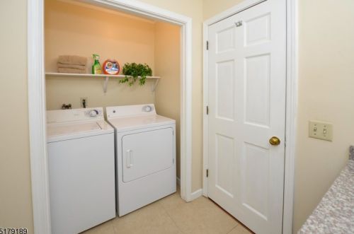 26 Pasadena Pl, Paterson NJ 07506-3413 exterior