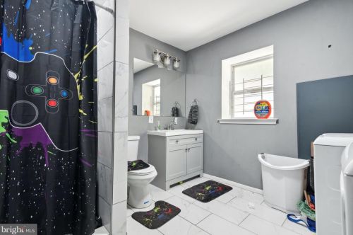 1813 Bouvier St, Philadelphia PA  19121-3305 exterior