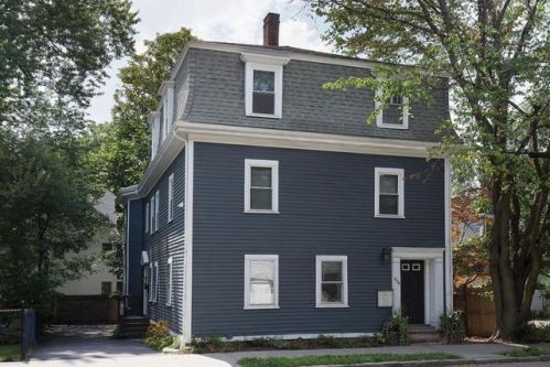 629 Chestnut Hill Ave, Brookline, MA 02445-4148