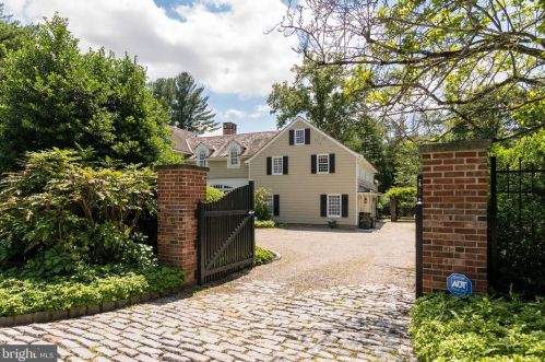 38 Pardoe Rd, Princeton NJ 08540-2617 exterior