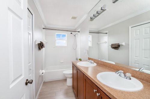 1526 Amaryllis Cir, Orlando FL  32825-7433 exterior