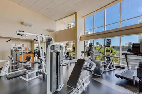 1288 Kapiolani Blvd, Honolulu HI  96814-2888 exterior