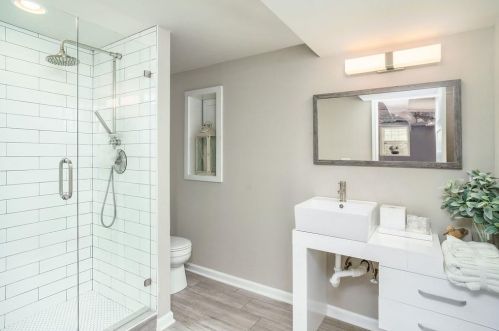 2409 Melinda Ct, Atlanta GA 30345 exterior