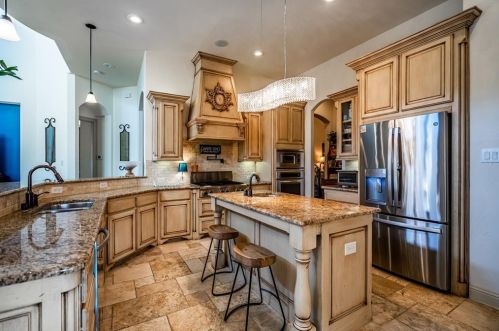 3312 Bankside, Frisco TX 75056-6413 exterior