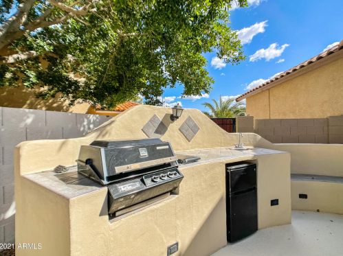 724 Apollo Ct, Chandler AZ 85224-8216 exterior