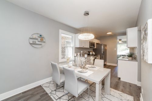 9132 Saginaw Ave, Chicago IL  60617-4150 exterior