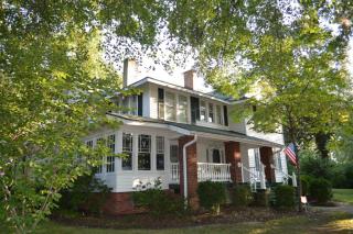 217 Main St, Lincolnton, NC 28092-3332