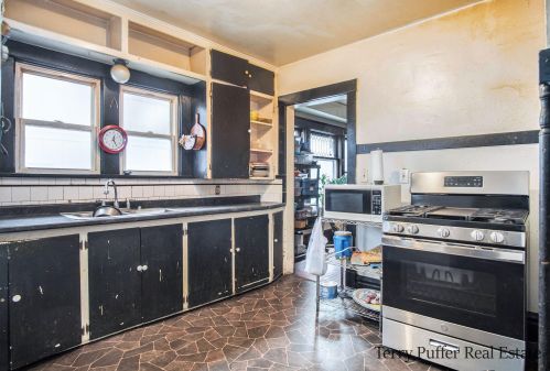 508 Houston Ave, Meskegon MI 49441-1951 exterior