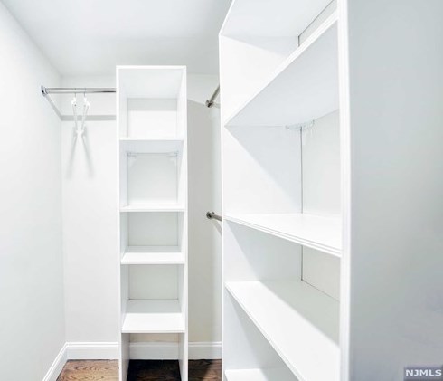 161 Adams Ave, River Edge NJ 07661-1437 exterior