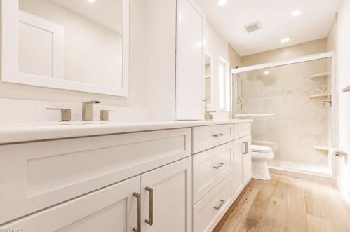 1590 Sandpiper St, Naples FL 34102-1504 exterior