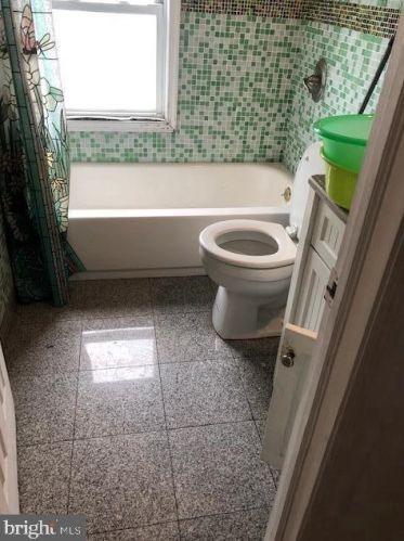 880 Lamberton St, Trenton NJ 08611-3410 exterior