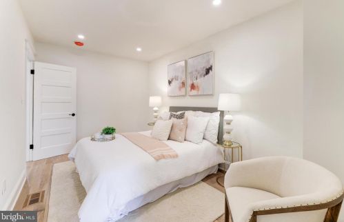 626 Hamilton St, Washington DC 20011-4030 exterior