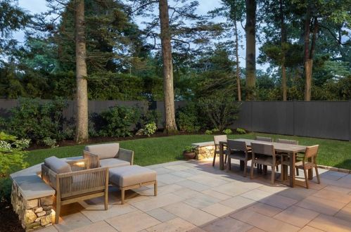 170 Blackstone Blvd, Providence RI 02906-5802 exterior