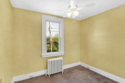 7356 Whipple St, Pittsburgh PA 15218-2054 exterior