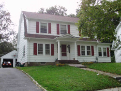 140 Oliver Rd, Newton, MA 02468-2321