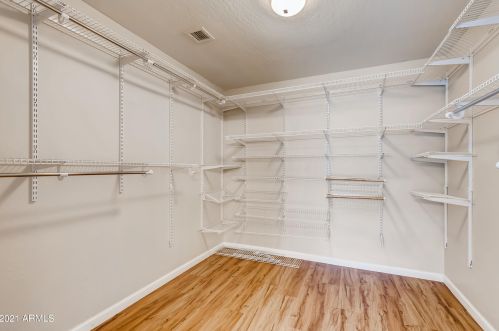 9009 6 St, Phoenix AZ 85020-3502 exterior