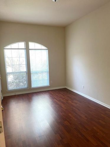 1904 Chasewood Dr, Austin TX 78727-6373 exterior