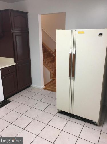 13901 Congress Dr, Rockville MD 20853-2634 exterior