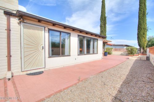 320 Paseo Chuparosas, Green Valley AZ 85614-3303 exterior