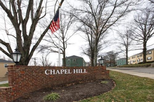 3 Chapel Dr, Pittsburgh PA 15237-2518 exterior