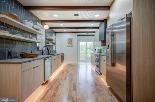 1025 51st St, Philadelphia PA  19143-4213 exterior