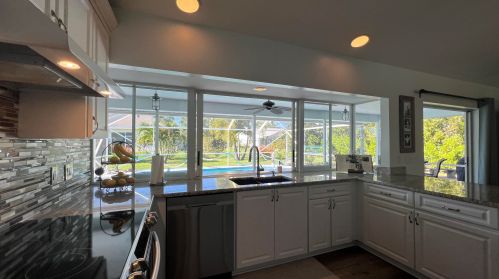 1911 Gaskins Cir, Fort Pierce FL  34952-6640 exterior