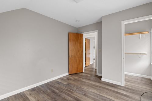 15 Sayles Ave, Killingly CT 06241-1643 exterior