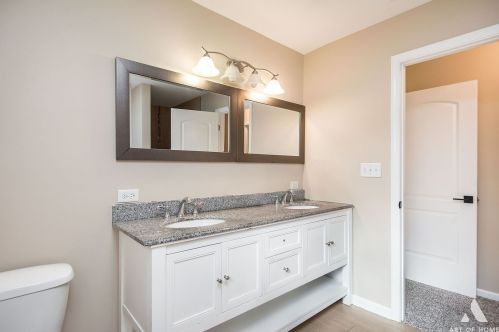 7953 Woodlawn, Chicago IL 60619-4508 exterior