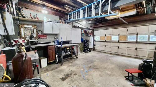 746 New Holland Ave, Lancaster PA 17602-2137 exterior