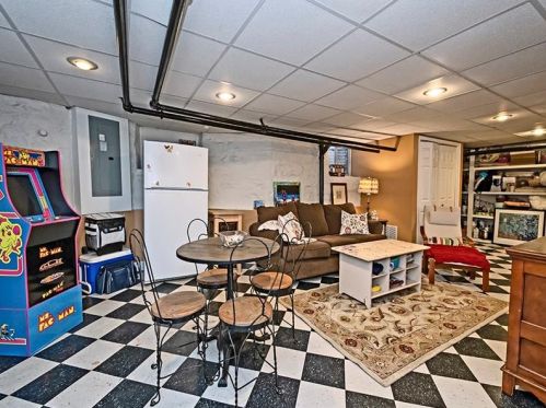 606 Bower Hill Rd, Pittsburgh PA 15243-1508 exterior