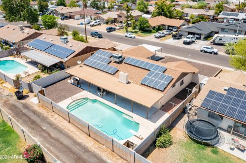 3401 Crocus Dr, Phoenix AZ 85032-5419 exterior