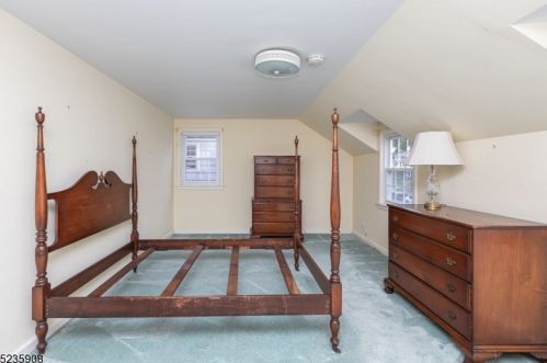 855 Smt Ave, Westfield NJ 07090-3220 exterior