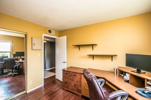 912 Sycamore Pl, Chandler AZ 85286-6818 exterior