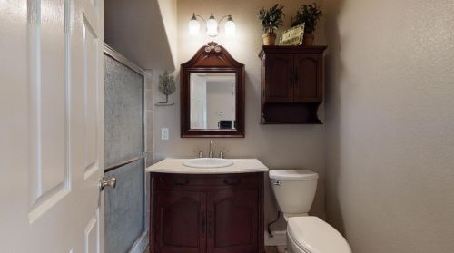 1922 Porter Way, Turlock CA 95380-3788 exterior