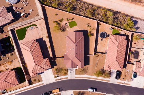 38754 Running Roses Ln, Tucson, AZ 85739-5953