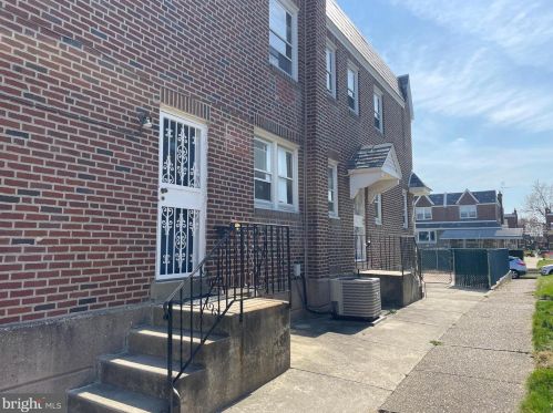 921 Friendship St, Philadelphia PA 19149-1621 exterior