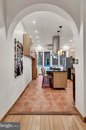 2728 13th St, Washington DC 20018-3901 exterior