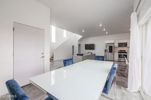 1708 5th St, Phoenix AZ  85004-2846 exterior