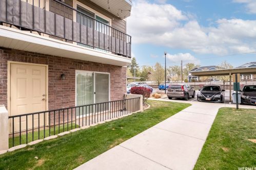 8264 Resaca Dr, Sandy UT 84070-2091 exterior